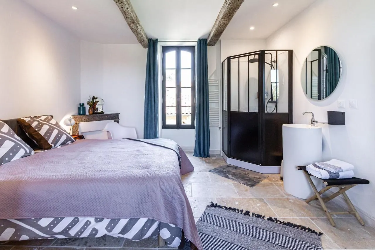 Panzió B&B Du Couvent, Vue Chateau Giroussens Franciaország